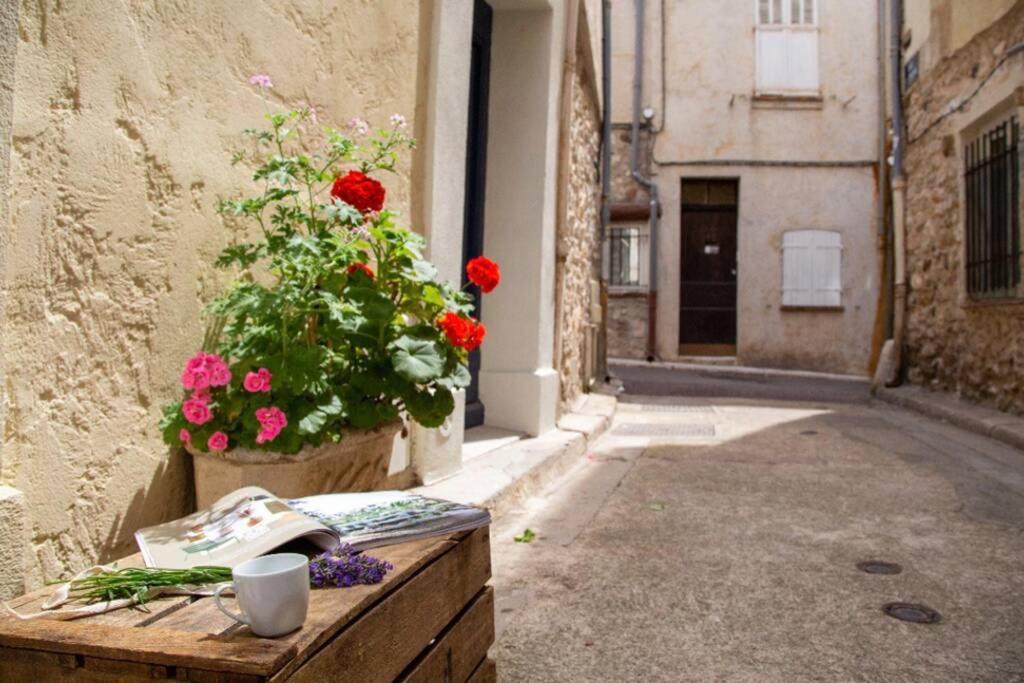 Vieil Antibes, Plage De Sable, Avec Parking Екстериор снимка